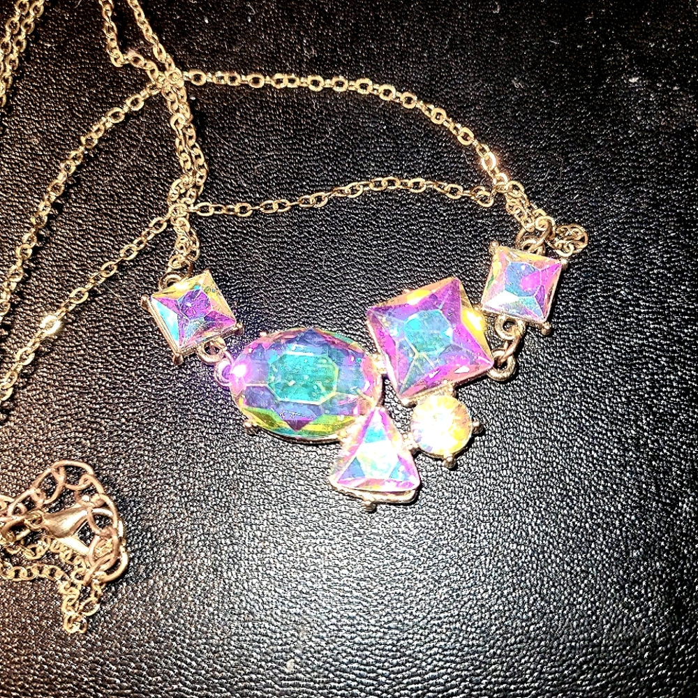 15" gold toned Necklace with 6 muli faceted rhinestones with AB coating
